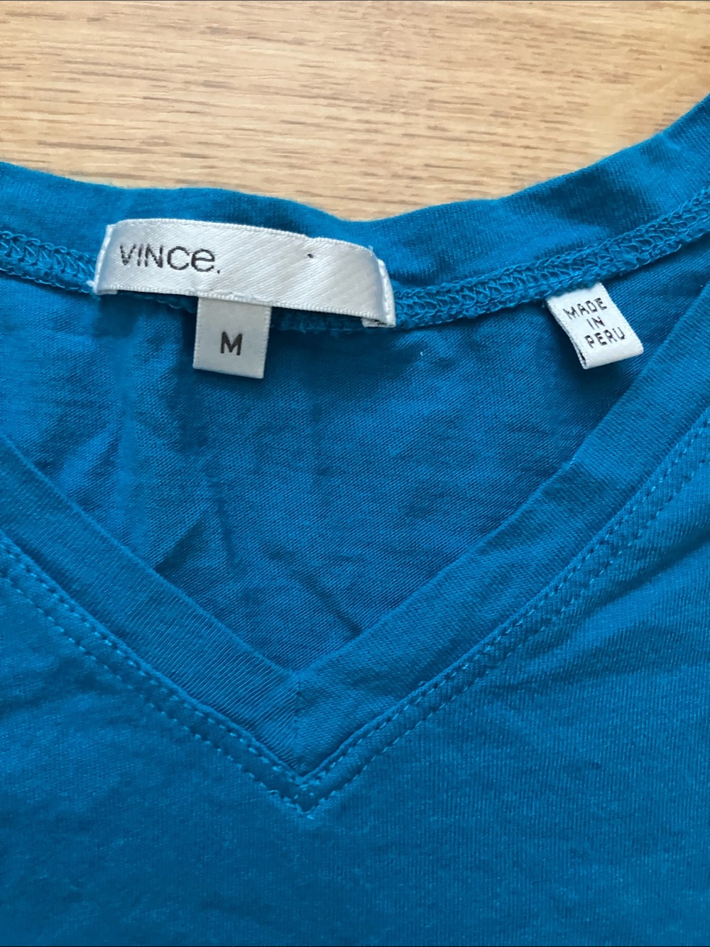 Vince Women’s Teal-Blue Short Sleeve V-Neck Top. Sz M - Picture 3 of 4